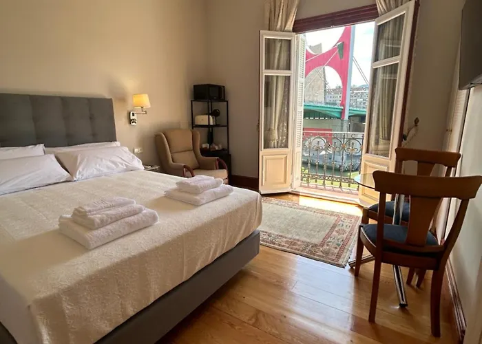 Guggenhome منزل للإقامة بلباو