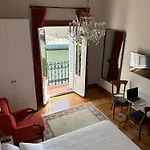 Homestay Guggenhome *