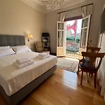 Guggenhome منزل للإقامة بلباو